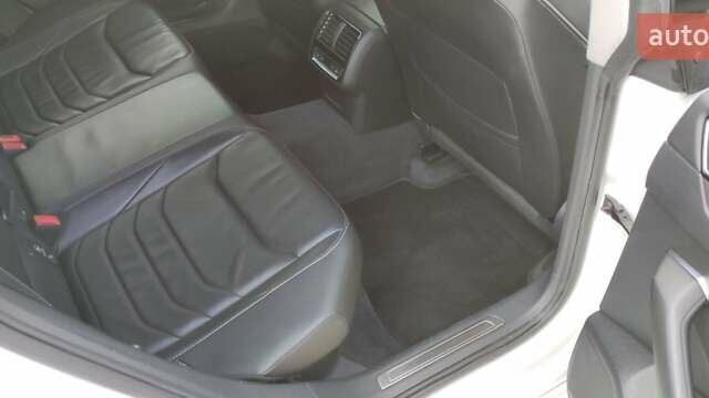 Фольксваген Arteon, объемом двигателя 2 л и пробегом 141 тыс. км за 28500 $, фото 14 на Automoto.ua