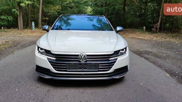 Фольксваген Arteon, объемом двигателя 2 л и пробегом 141 тыс. км за 28500 $, фото 8 на Automoto.ua