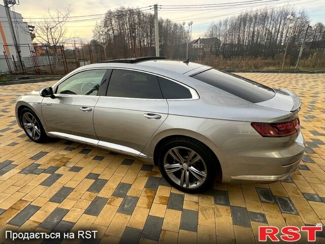 Фольксваген Arteon, об'ємом двигуна 2 л та пробігом 145 тис. км за 28300 $, фото 3 на Automoto.ua