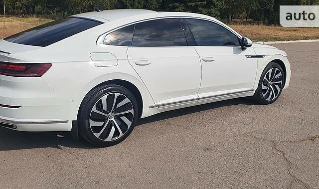 Фольксваген Arteon, объемом двигателя 1.98 л и пробегом 150 тыс. км за 31500 $, фото 6 на Automoto.ua