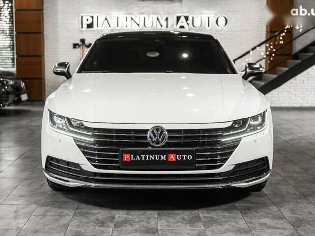 Фольксваген Arteon, объемом двигателя 2 л и пробегом 63 тыс. км за 29900 $, фото 2 на Automoto.ua