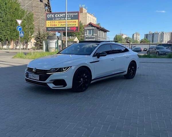 Фольксваген Arteon, об'ємом двигуна 2 л та пробігом 94 тис. км за 29800 $, фото 9 на Automoto.ua