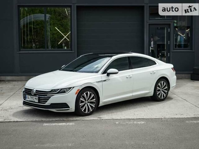 Фольксваген Arteon, об'ємом двигуна 1.98 л та пробігом 76 тис. км за 31000 $, фото 1 на Automoto.ua