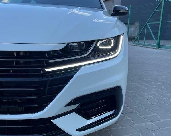 Фольксваген Arteon, об'ємом двигуна 2 л та пробігом 94 тис. км за 29800 $, фото 6 на Automoto.ua