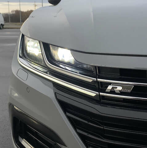 Фольксваген Arteon, об'ємом двигуна 1.97 л та пробігом 157 тис. км за 37300 $, фото 6 на Automoto.ua