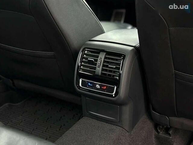 Фольксваген Arteon, объемом двигателя 2 л и пробегом 50 тыс. км за 36000 $, фото 25 на Automoto.ua