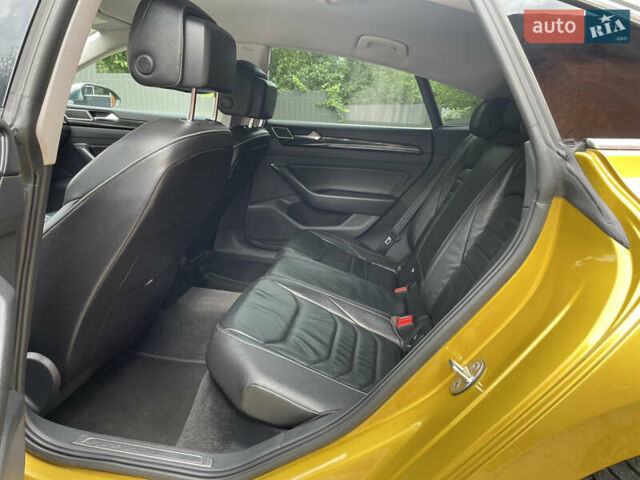 Жовтий Фольксваген Arteon, об'ємом двигуна 1.98 л та пробігом 182 тис. км за 24999 $, фото 7 на Automoto.ua