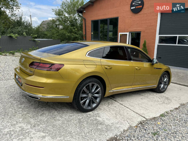 Жовтий Фольксваген Arteon, об'ємом двигуна 1.98 л та пробігом 182 тис. км за 24999 $, фото 5 на Automoto.ua