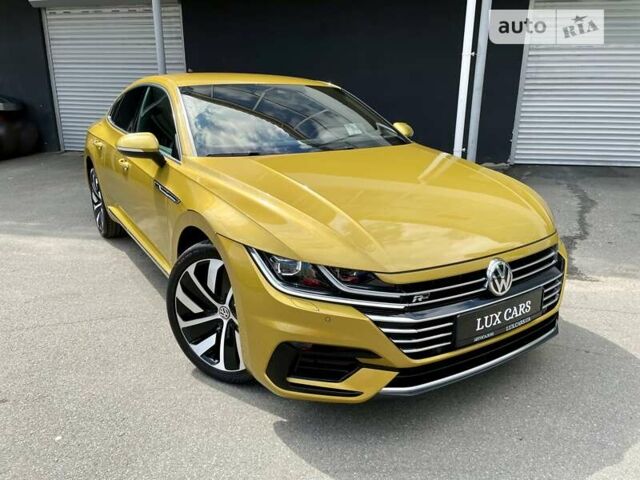 Желтый Фольксваген Arteon, объемом двигателя 1.98 л и пробегом 57 тыс. км за 29500 $, фото 20 на Automoto.ua