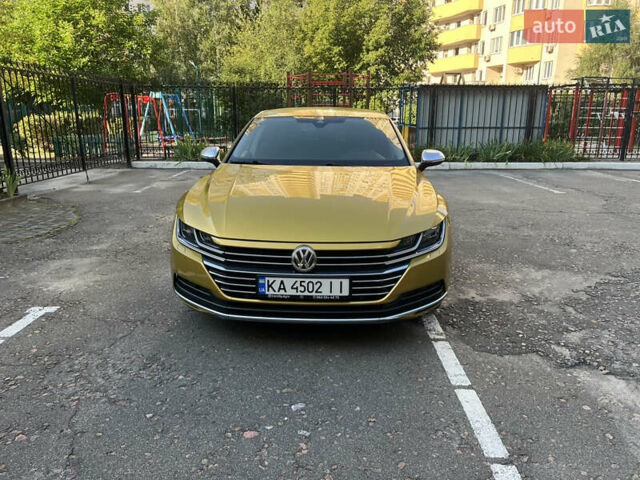 Желтый Фольксваген Arteon, объемом двигателя 1.98 л и пробегом 160 тыс. км за 27500 $, фото 3 на Automoto.ua