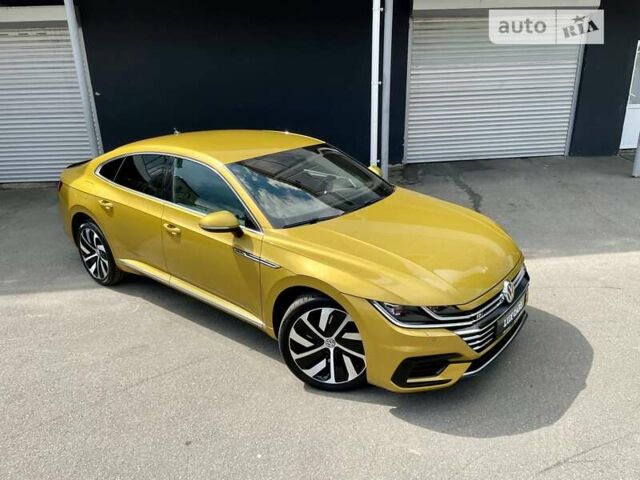 Жовтий Фольксваген Arteon, об'ємом двигуна 1.98 л та пробігом 57 тис. км за 29900 $, фото 15 на Automoto.ua