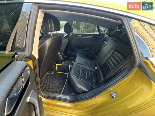 Желтый Фольксваген Arteon, объемом двигателя 1.98 л и пробегом 160 тыс. км за 27500 $, фото 22 на Automoto.ua