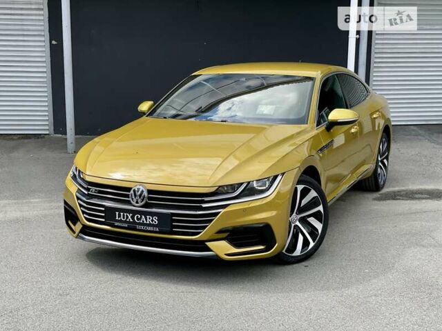 Желтый Фольксваген Arteon, объемом двигателя 1.98 л и пробегом 57 тыс. км за 29500 $, фото 13 на Automoto.ua