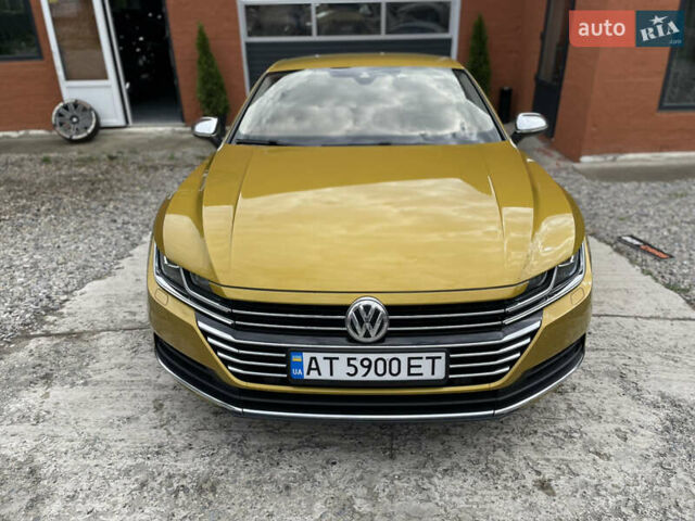 Жовтий Фольксваген Arteon, об'ємом двигуна 1.98 л та пробігом 182 тис. км за 24999 $, фото 1 на Automoto.ua