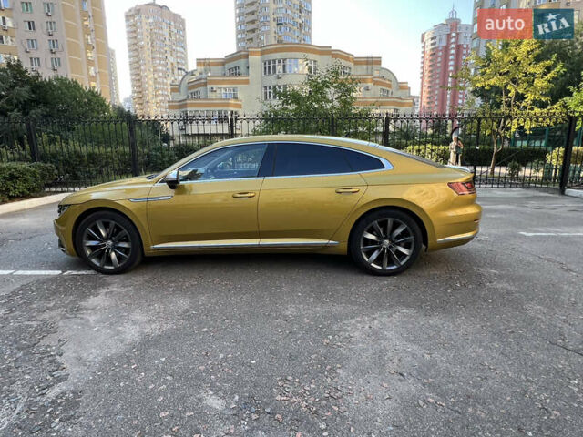 Желтый Фольксваген Arteon, объемом двигателя 1.98 л и пробегом 160 тыс. км за 27500 $, фото 13 на Automoto.ua