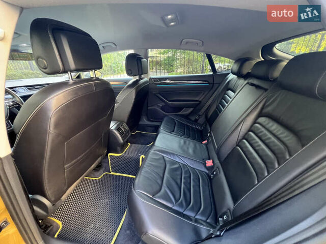 Желтый Фольксваген Arteon, объемом двигателя 1.98 л и пробегом 160 тыс. км за 27500 $, фото 23 на Automoto.ua