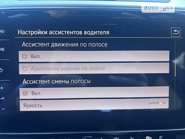 Жовтий Фольксваген Arteon, об'ємом двигуна 2 л та пробігом 187 тис. км за 26000 $, фото 6 на Automoto.ua