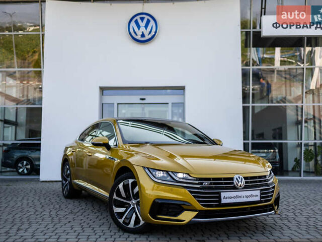 Желтый Фольксваген Arteon, объемом двигателя 1.98 л и пробегом 120 тыс. км за 33800 $, фото 5 на Automoto.ua