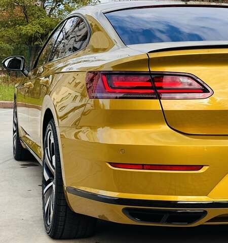 Фольксваген Arteon 2018 в Коростене на Automoto.ua Желтый Фольксваген Arteon, объемом двигателя 1.97 л и пробегом 184 тыс. км за 27999 $, фото 10 на Automoto.ua