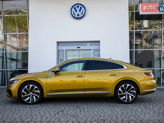 Желтый Фольксваген Arteon, объемом двигателя 1.98 л и пробегом 120 тыс. км за 33800 $, фото 9 на Automoto.ua