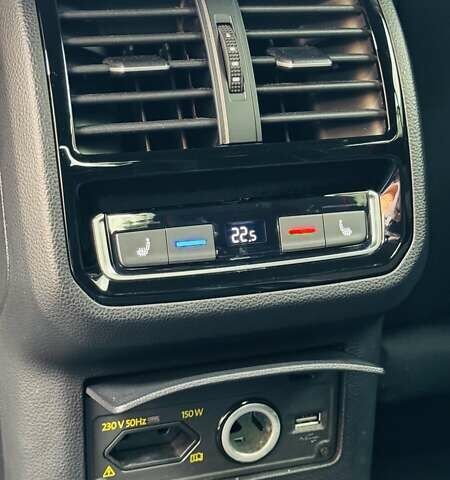 Фольксваген Arteon 2018 в Коростене на Automoto.ua Желтый Фольксваген Arteon, объемом двигателя 1.97 л и пробегом 184 тыс. км за 27999 $, фото 26 на Automoto.ua