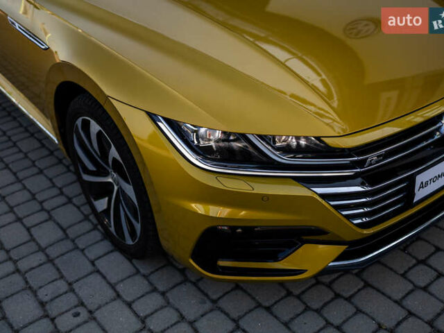 Желтый Фольксваген Arteon, объемом двигателя 1.98 л и пробегом 120 тыс. км за 33800 $, фото 15 на Automoto.ua