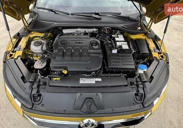 Фольксваген Arteon 2018 в Коростене на Automoto.ua Желтый Фольксваген Arteon, объемом двигателя 1.97 л и пробегом 184 тыс. км за 27999 $, фото 61 на Automoto.ua