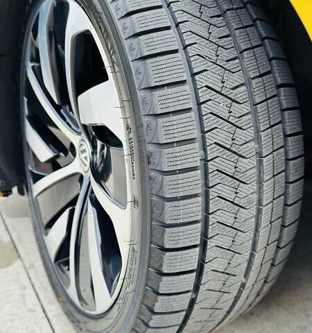 Фольксваген Arteon 2018 в Коростене на Automoto.ua Желтый Фольксваген Arteon, объемом двигателя 1.97 л и пробегом 184 тыс. км за 27999 $, фото 69 на Automoto.ua