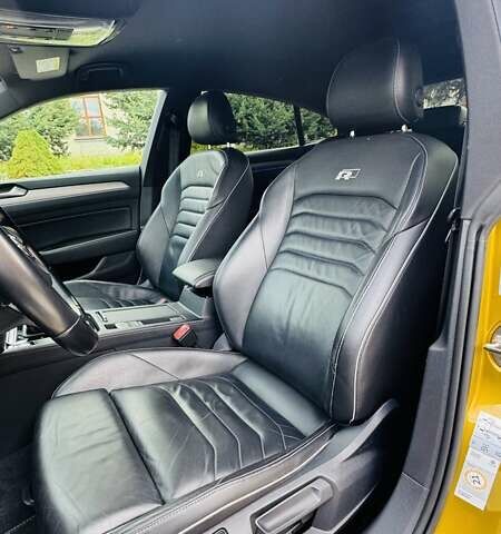 Фольксваген Arteon 2018 в Коростене на Automoto.ua Желтый Фольксваген Arteon, объемом двигателя 1.97 л и пробегом 184 тыс. км за 27999 $, фото 31 на Automoto.ua