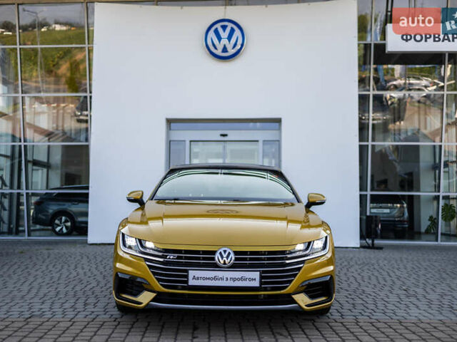 Желтый Фольксваген Arteon, объемом двигателя 1.98 л и пробегом 120 тыс. км за 33800 $, фото 6 на Automoto.ua