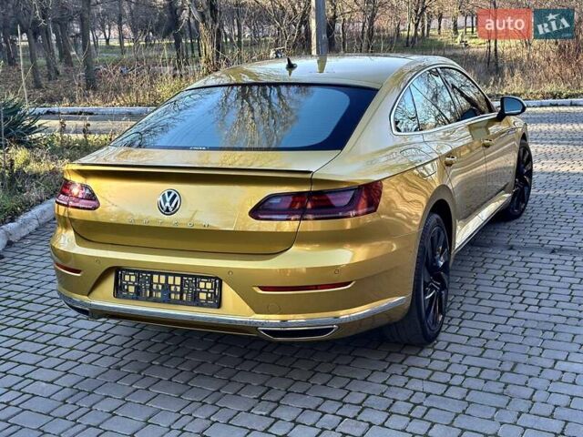 Желтый Фольксваген Arteon, объемом двигателя 2 л и пробегом 68 тыс. км за 29500 $, фото 8 на Automoto.ua