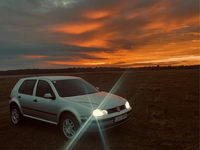 Сірий Фольксваген Arteon, об'ємом двигуна 1.9 л та пробігом 3 тис. км за 2100 $, фото 3 на Automoto.ua