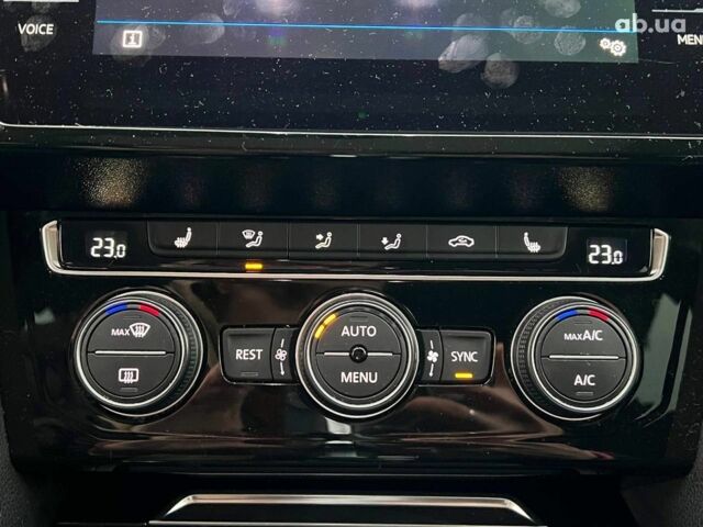 Фольксваген Arteon 2018 в Львове на Automoto.ua Серый Фольксваген Arteon, объемом двигателя 2 л и пробегом 225 тыс. км за 24990 $, фото 27 на Automoto.ua