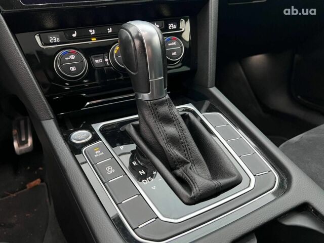 Фольксваген Arteon 2018 в Львове на Automoto.ua Серый Фольксваген Arteon, объемом двигателя 2 л и пробегом 225 тыс. км за 24990 $, фото 33 на Automoto.ua