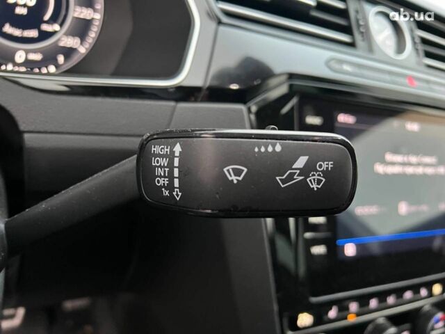 Фольксваген Arteon 2018 в Львове на Automoto.ua Серый Фольксваген Arteon, объемом двигателя 2 л и пробегом 225 тыс. км за 24990 $, фото 23 на Automoto.ua