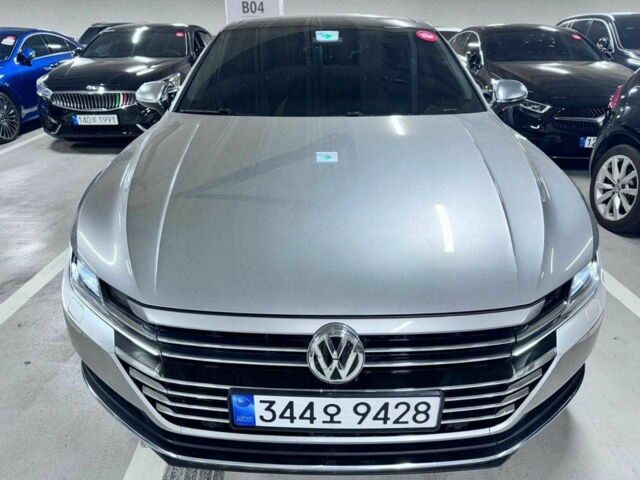 Серый Фольксваген Arteon, объемом двигателя 2 л и пробегом 53 тыс. км за 12000 $, фото 1 на Automoto.ua