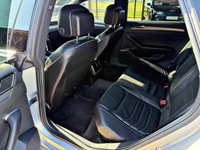 Серый Фольксваген Arteon, объемом двигателя 2 л и пробегом 177 тыс. км за 25750 $, фото 6 на Automoto.ua
