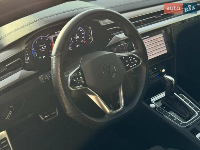 Серый Фольксваген Arteon, объемом двигателя 1.97 л и пробегом 158 тыс. км за 37500 $, фото 7 на Automoto.ua