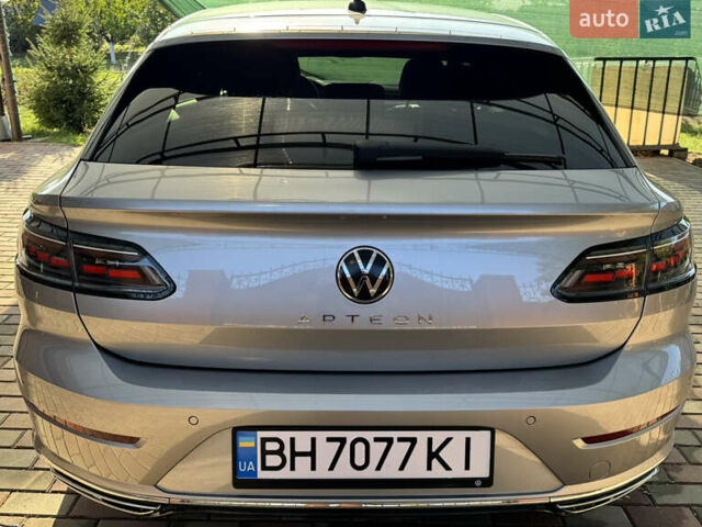 Серый Фольксваген Arteon, объемом двигателя 1.97 л и пробегом 158 тыс. км за 37500 $, фото 3 на Automoto.ua