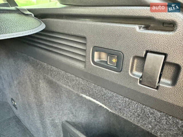 Серый Фольксваген Arteon, объемом двигателя 1.97 л и пробегом 158 тыс. км за 37500 $, фото 24 на Automoto.ua