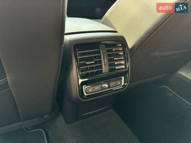 Серый Фольксваген Arteon, объемом двигателя 1.97 л и пробегом 158 тыс. км за 37500 $, фото 20 на Automoto.ua