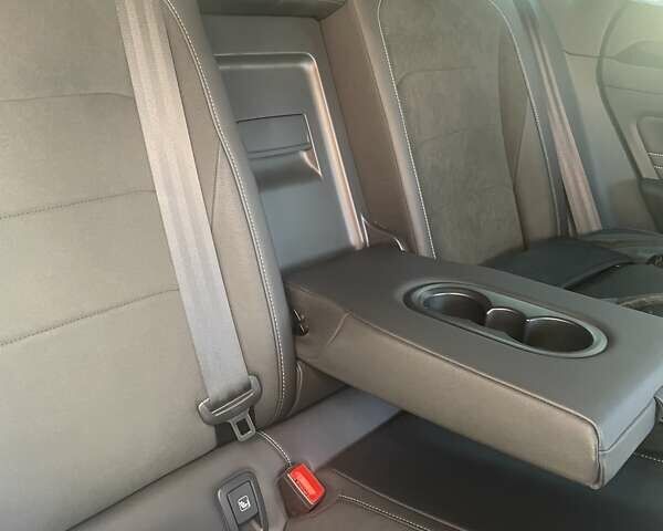 Серый Фольксваген Arteon, объемом двигателя 1.97 л и пробегом 51 тыс. км за 35000 $, фото 11 на Automoto.ua