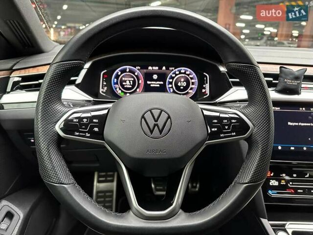 Серый Фольксваген Arteon, объемом двигателя 1.97 л и пробегом 88 тыс. км за 39990 $, фото 15 на Automoto.ua