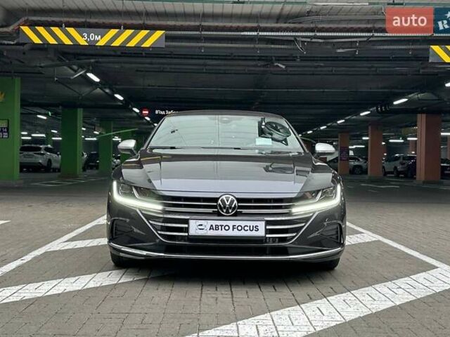 Серый Фольксваген Arteon, объемом двигателя 1.97 л и пробегом 88 тыс. км за 39990 $, фото 2 на Automoto.ua