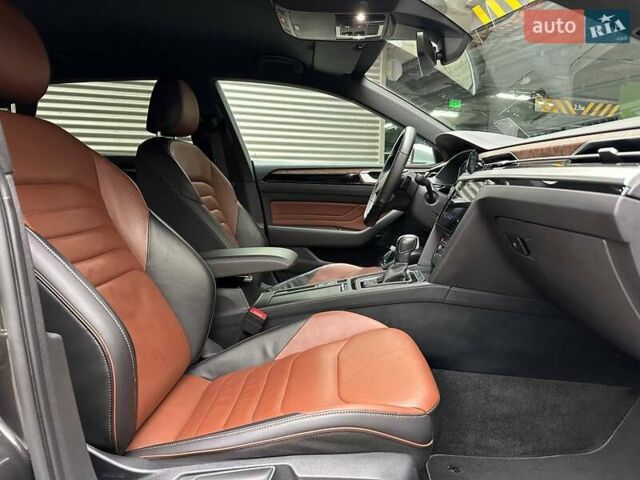 Серый Фольксваген Arteon, объемом двигателя 1.97 л и пробегом 88 тыс. км за 39990 $, фото 12 на Automoto.ua