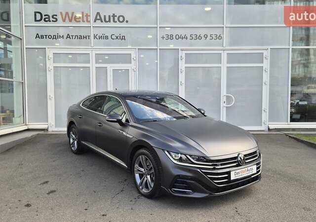Сірий Фольксваген Arteon, об'ємом двигуна 1.98 л та пробігом 31 тис. км за 46000 $, фото 2 на Automoto.ua