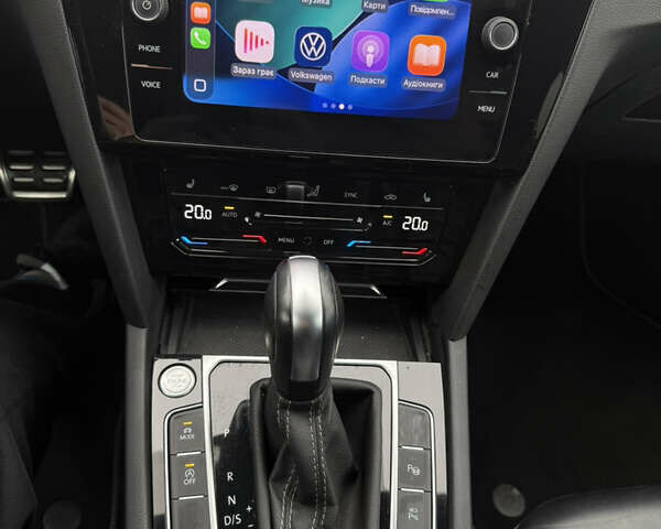 Сірий Фольксваген Arteon, об'ємом двигуна 1.97 л та пробігом 95 тис. км за 47000 $, фото 13 на Automoto.ua