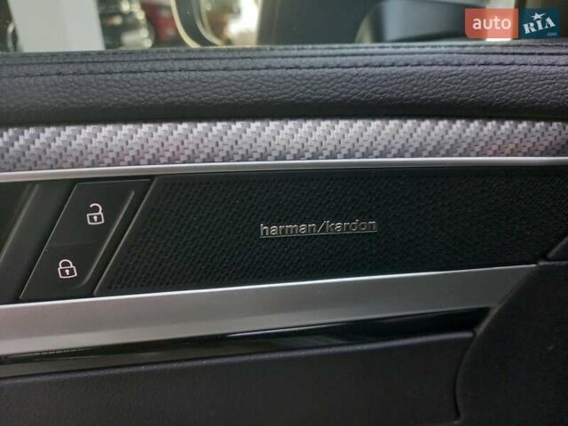 Серый Фольксваген Arteon, объемом двигателя 1.97 л и пробегом 15 тыс. км за 49900 $, фото 12 на Automoto.ua