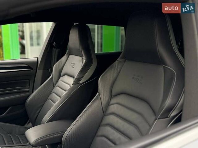 Серый Фольксваген Arteon, объемом двигателя 1.97 л и пробегом 32 тыс. км за 49203 $, фото 23 на Automoto.ua