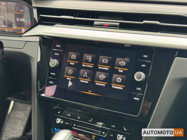 Серый Фольксваген Arteon, объемом двигателя 2 л и пробегом 32 тыс. км за 47998 $, фото 12 на Automoto.ua